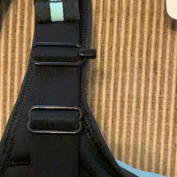 Kari Traa FRIGG Sports Bra - Surf (Lt Blue/Navy) - Picture 7 of 15